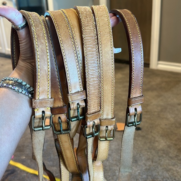 7 authentic Noe Adjustable straps & 8 Drawstrings - Picture 3 of 6